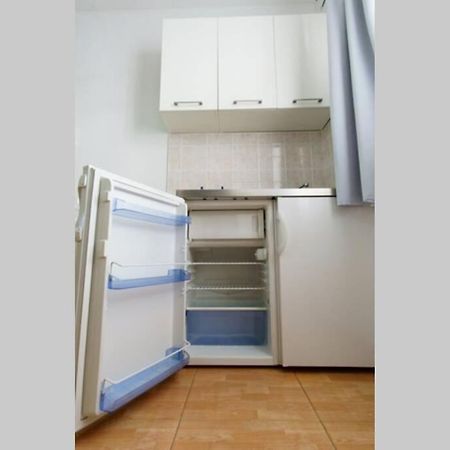 Lovely Studio Apartment For 2 Free Private Parking Макарска Экстерьер фото